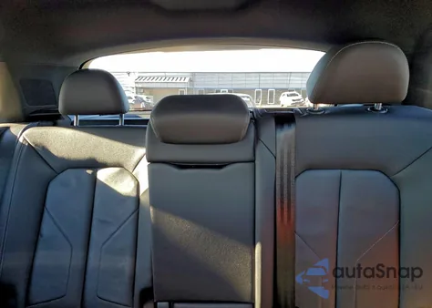 2019 Audi Q3 Premium Plus S-Line z USA, uszkodzony, nr VIN WA1EECF39K1087768